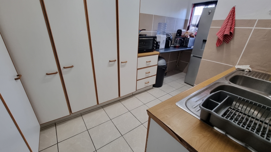8 Bedroom Property for Sale in Die Bos Western Cape